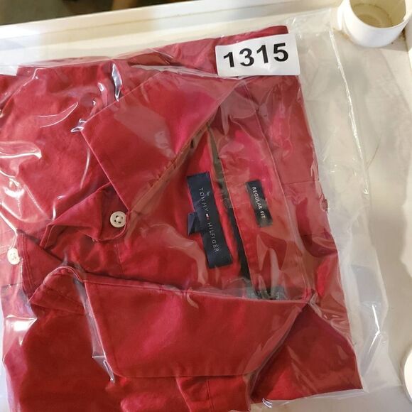 Tommy Hilfiger Shirt Mens XL Red Regular Fit Casual Button Up - Picture 7 of 7